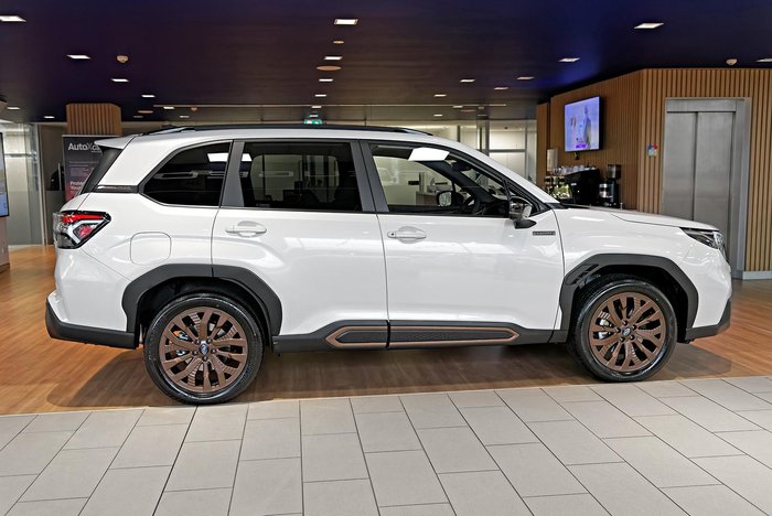 2025 Subaru Forester Hybrid Sport S6 MY26 AWD Crystal White