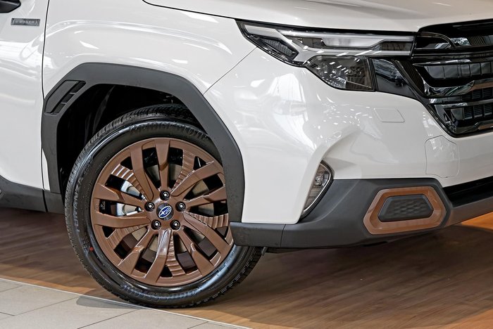 2025 Subaru Forester Hybrid Sport S6 MY26 AWD Crystal White