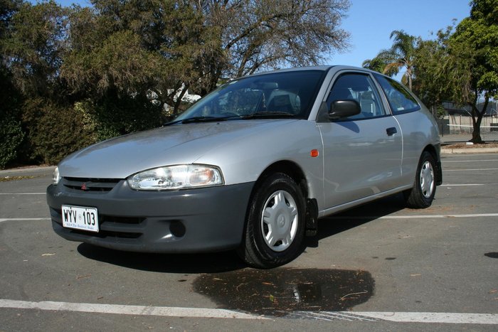 2003 Mitsubishi Mirage CE MY02 Satellite Silver