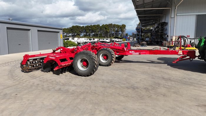 2023 Tatu Speed Disc 72 Plate 9m with Cage Roller USED RED