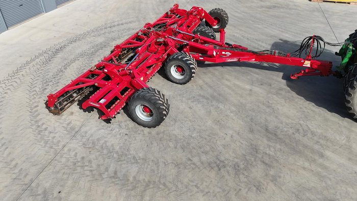 2023 Tatu Speed Disc 72 Plate 9m with Cage Roller USED RED