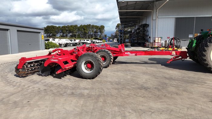 2023 Tatu Speed Disc 72 Plate 9m with Cage Roller USED RED