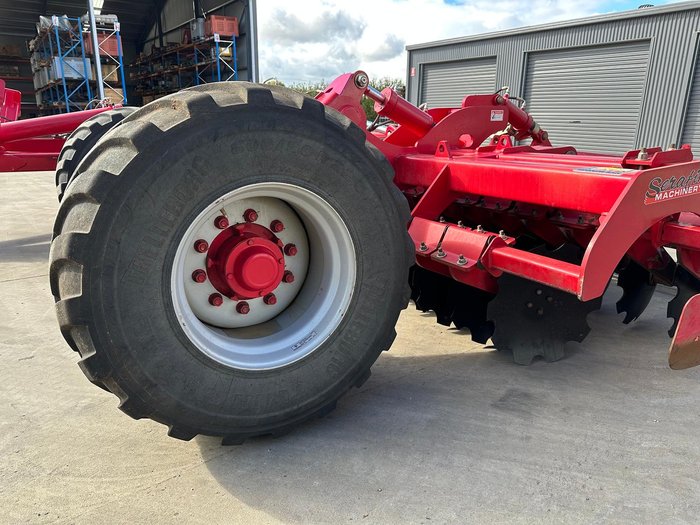 2023 Tatu Speed Disc 72 Plate 9m with Cage Roller USED RED