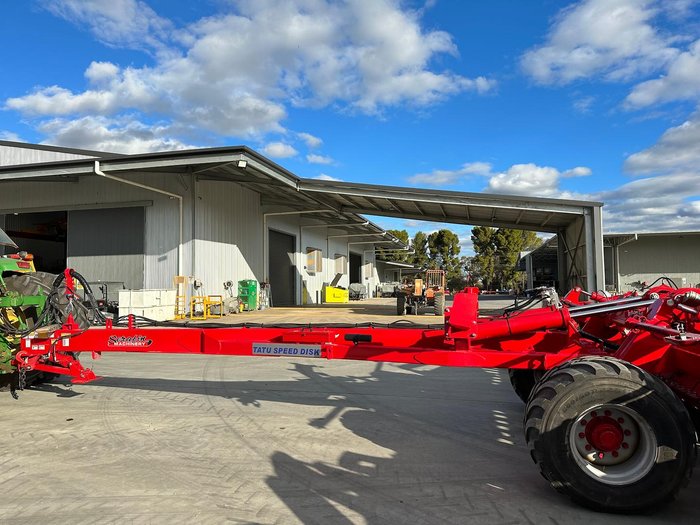 2023 Tatu Speed Disc 72 Plate 9m with Cage Roller USED RED