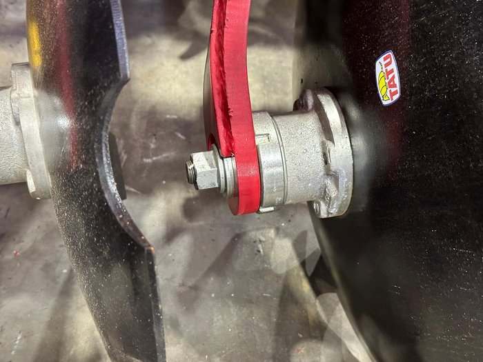 2023 Tatu Speed Disc 72 Plate 9m with Cage Roller USED RED