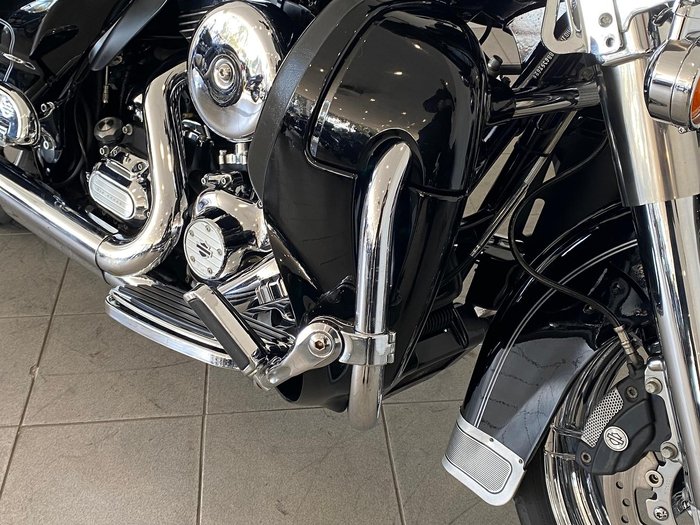2011 Harley-Davidson Ultra Classic Electra Glide 1690 (FLHTCU) Touring Black