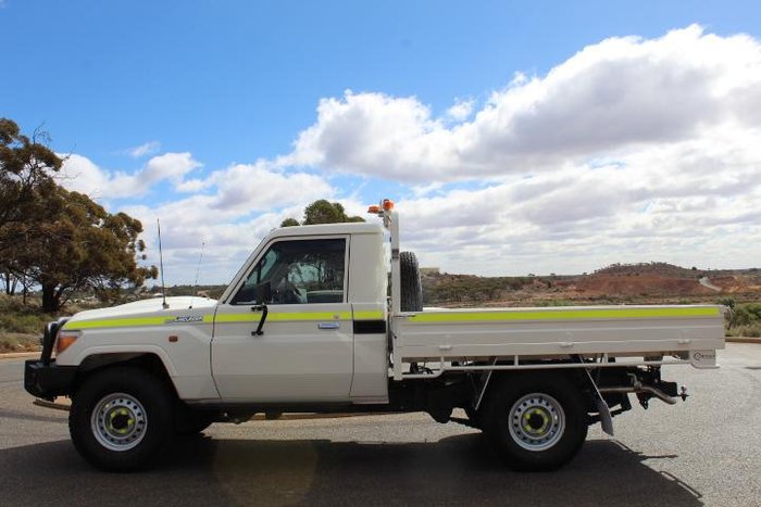 2021 Toyota Landcruiser Workmate