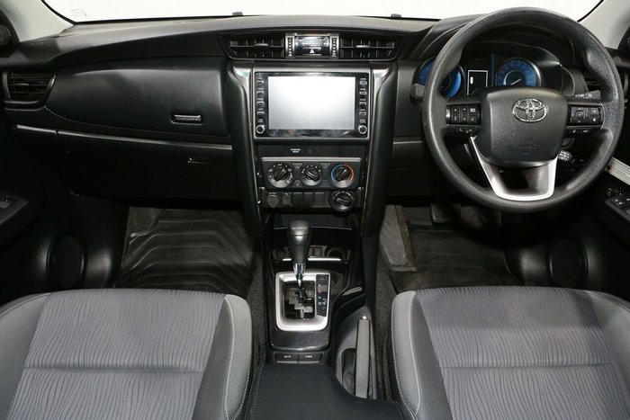 2022 Toyota Fortuner GX