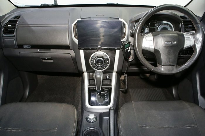 2020 Isuzu MU-X LS-T