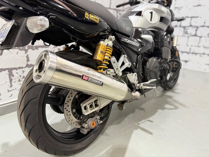 2016 Yamaha XJR1300 XJR Silver