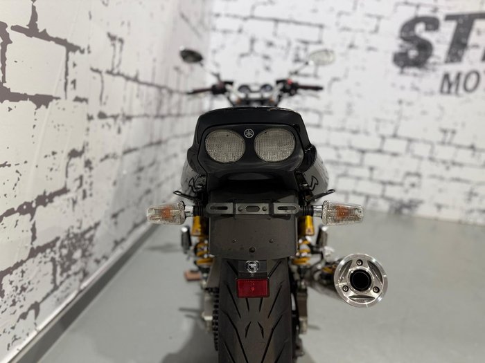 2016 Yamaha XJR1300 XJR Silver
