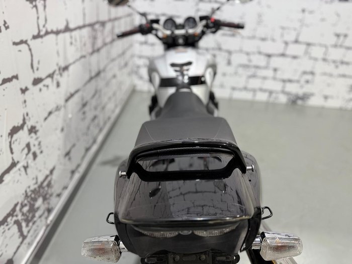 2016 Yamaha XJR1300 XJR Silver
