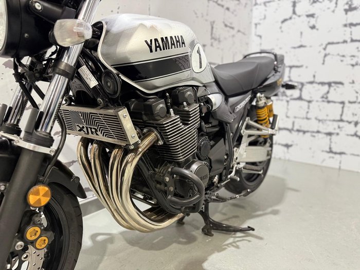 2016 Yamaha XJR1300 XJR Silver