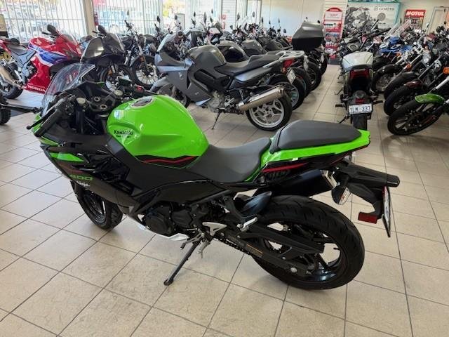 2022 Kawasaki Ninja 400 Special Edition (EX400G) Ninja Green