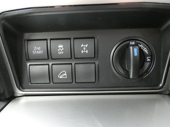 2020 Toyota Landcruiser Prado