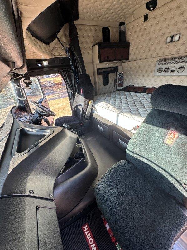 2018 Kenworth K200 Big Cab Prime Mover