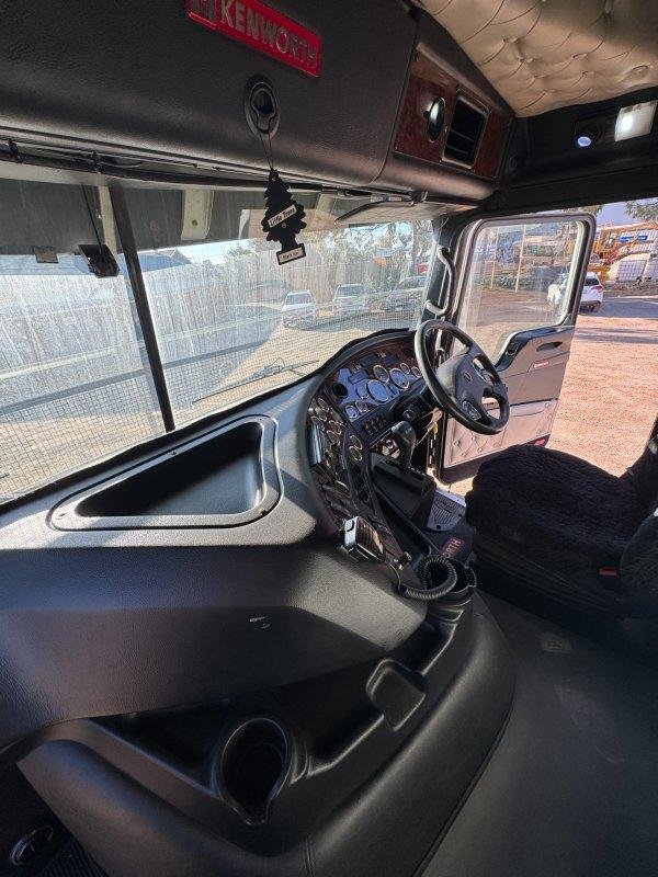 2018 Kenworth K200 Big Cab Prime Mover