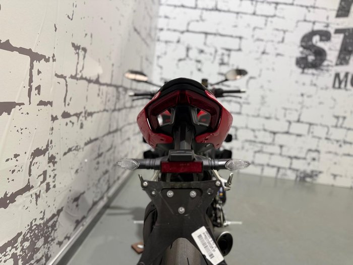 2023 Ducati Streetfighter V2 Streetfighter Red