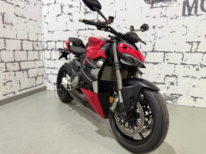 2023 Ducati Streetfighter V2 Streetfighter Red