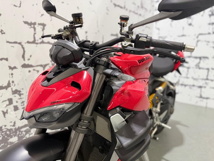2023 Ducati Streetfighter V2 Streetfighter Red