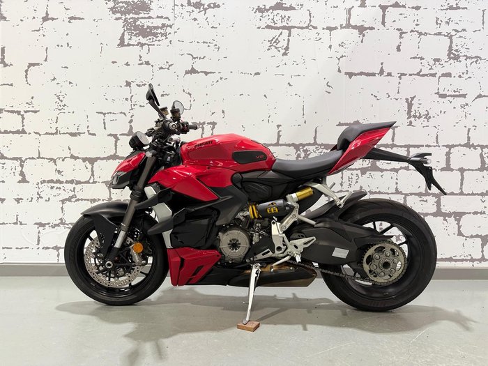 2023 Ducati Streetfighter V2 Streetfighter Red