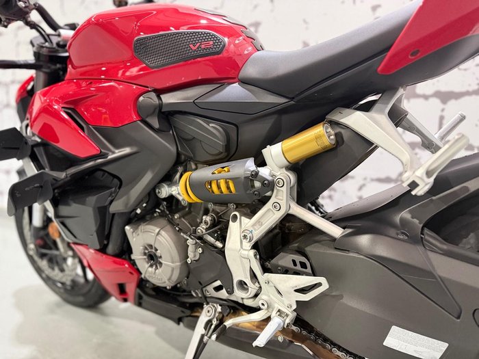 2023 Ducati Streetfighter V2 Streetfighter Red