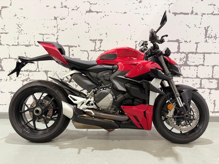 2023 Ducati Streetfighter V2 Streetfighter Red