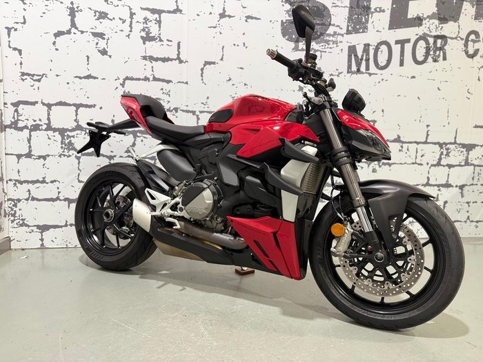2023 Ducati Streetfighter V2 Streetfighter Red