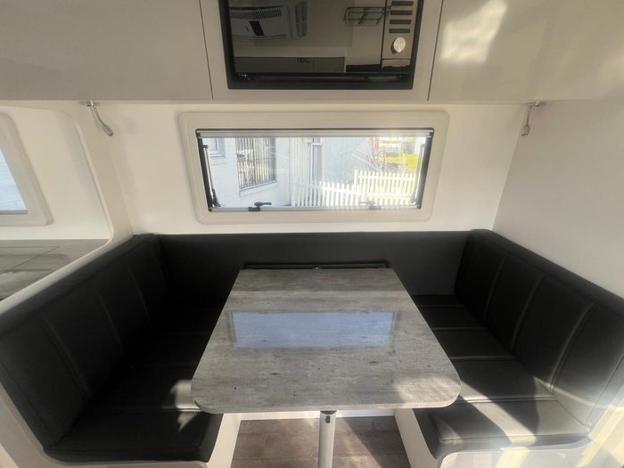 2025 JB Caravans Gator Hybrid 16' Full Off Road