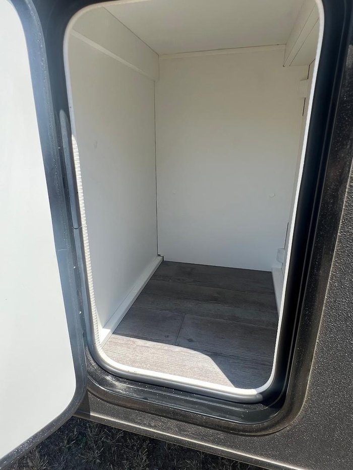 2025 JB Caravans Gator Hybrid 16' Full Off Road