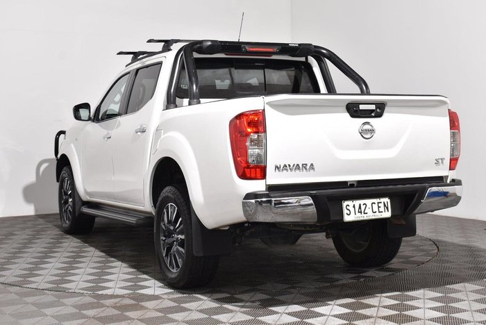 2020 Nissan Navara ST