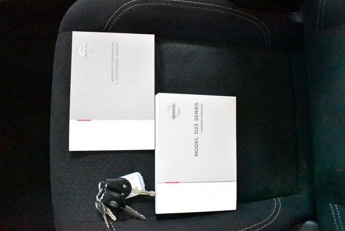 2020 Nissan Navara ST