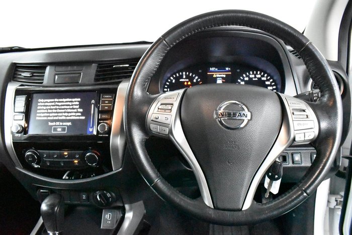 2020 Nissan Navara ST