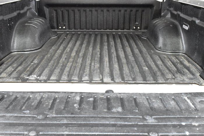 2020 Nissan Navara ST