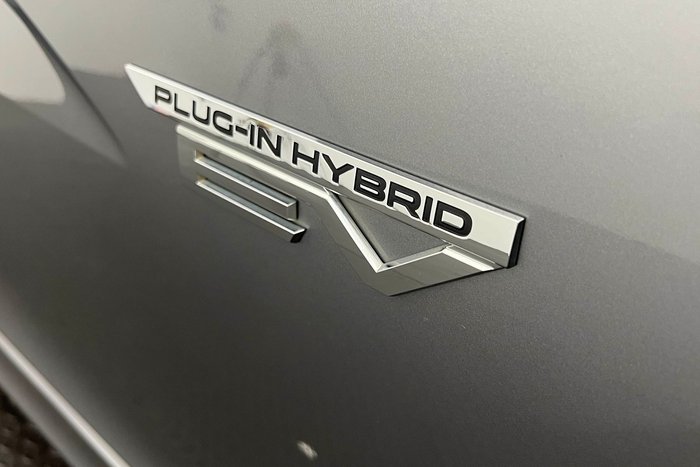 2022 Mitsubishi Eclipse Cross PHEV Exceed