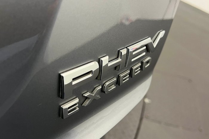 2022 Mitsubishi Eclipse Cross PHEV Exceed