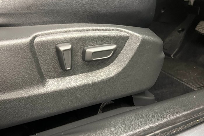 2022 Mitsubishi Eclipse Cross PHEV Exceed