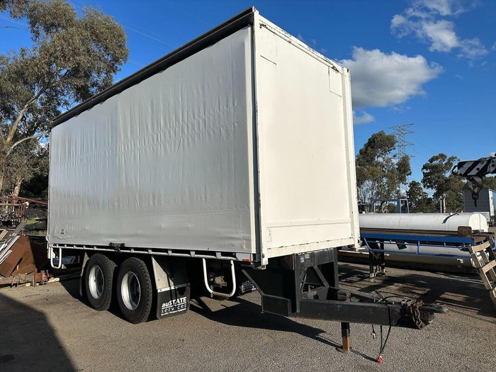 1999 Custom Dtm Bogie Pig Trailer