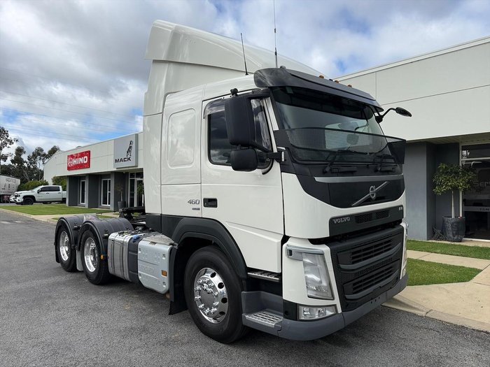 2021 Volvo Fm460