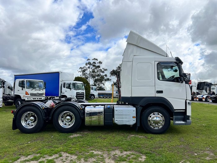 2021 Volvo Fm460
