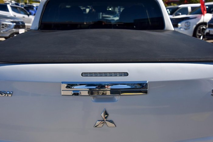 2020 Mitsubishi Triton GLS MR MY21 4X4 Dual Range White