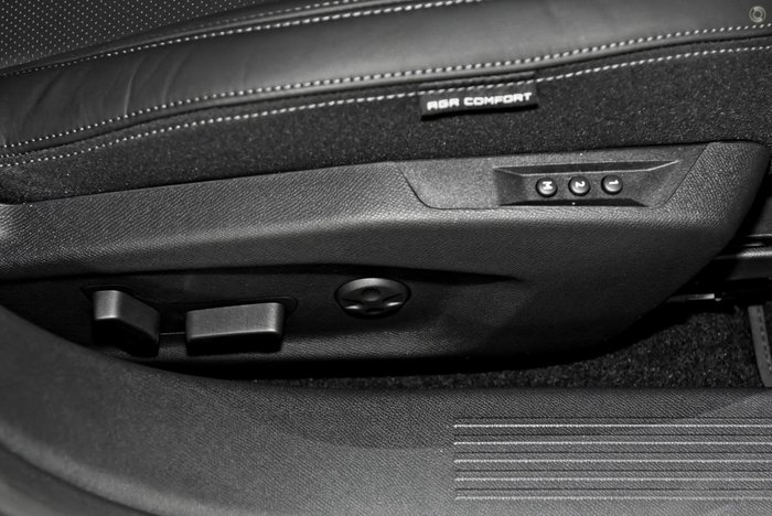 2025 Peugeot 408 GT Premium Hybrid