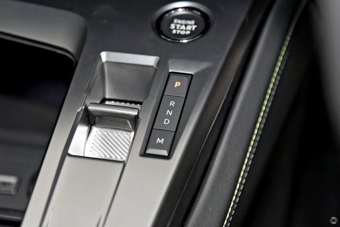 2025 Peugeot 408 GT Premium Hybrid