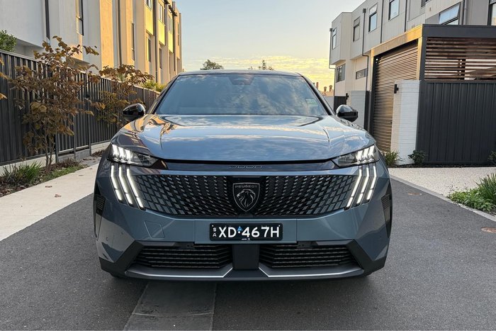 2024 Peugeot 3008 GT Premium Hybrid