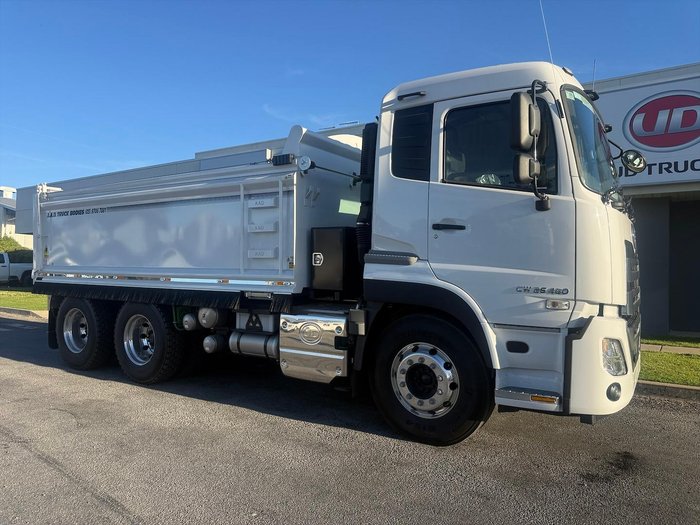 2025 UD Cw 26 460 CW 460