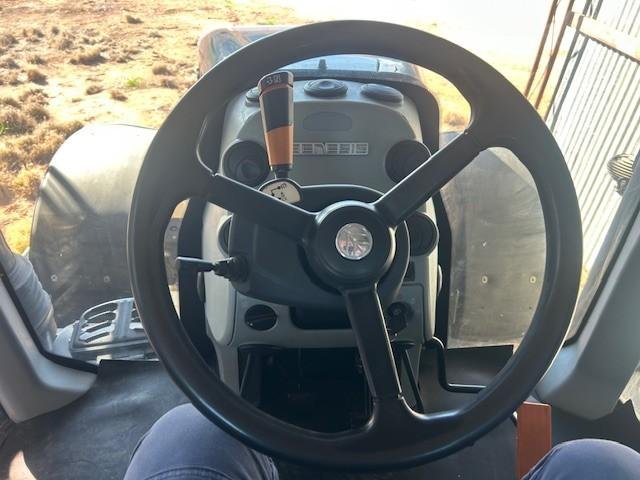 2016 New Holland T8.435 Smart Trax BLUE