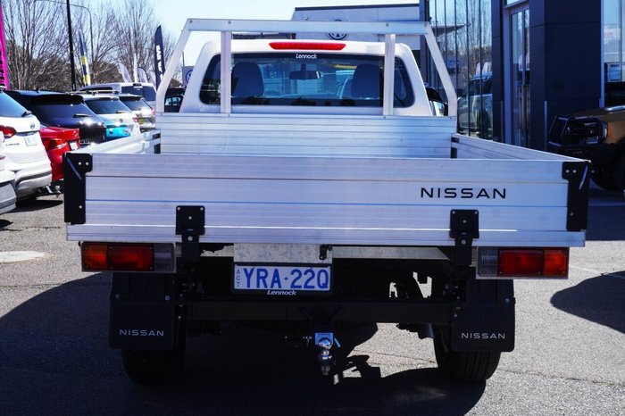 2023 Nissan Navara SL