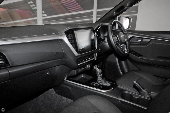 2025 Isuzu D-MAX LS-U