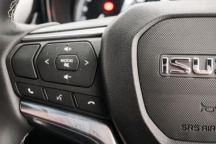 2025 Isuzu D-MAX LS-U