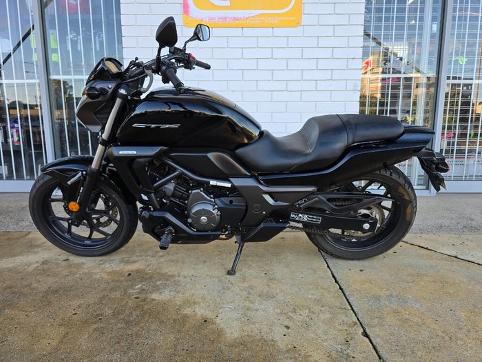 2015 HONDA CTX700N Black